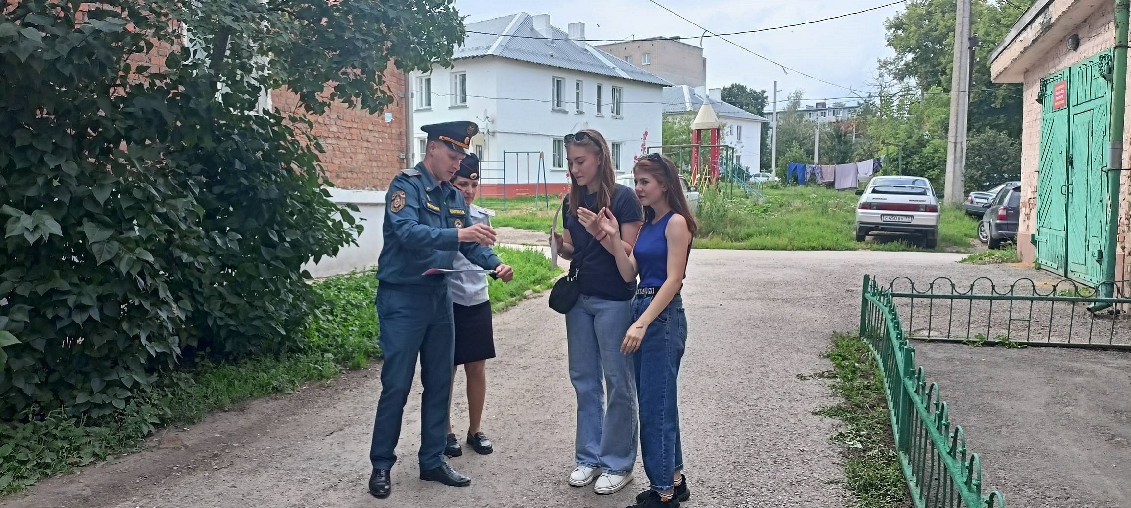 ОНД и ПР по Щекинскому, Тепло-Огаревскому, Плавскому и Чернскому районам предупреждает: участились случаи пожаров с участием несовершеннолетних..