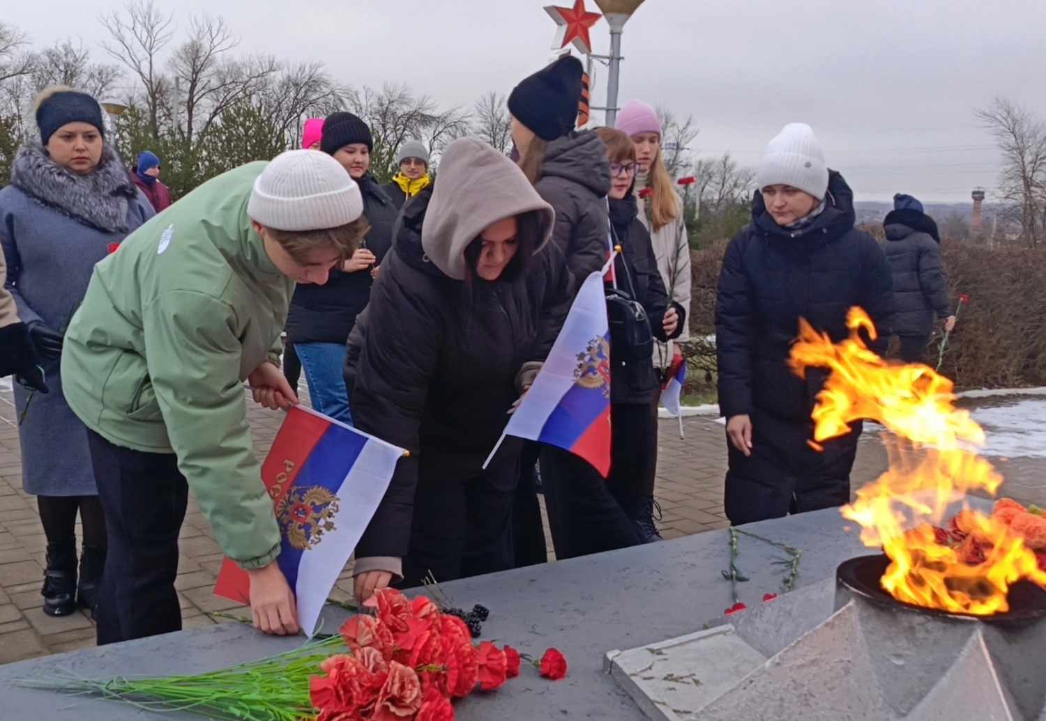 в День Неизвестного Солдата, на мемориалах Города воинской доблести Плавска состоялись мероприятия, посвященные памяти российских и советских воинов.